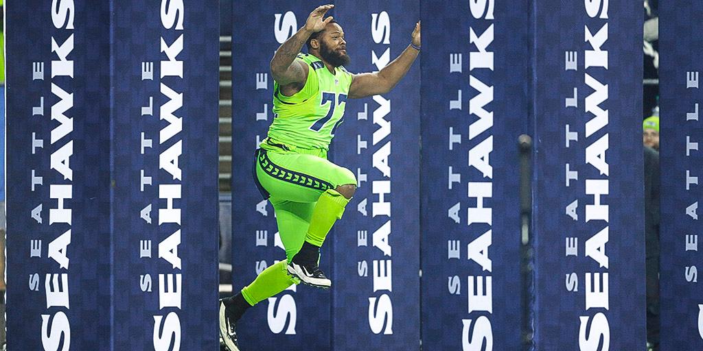 Seahawks's tweet photo. Thursday Practice Report: Michael Bennett “Ready to go”, Jon Ryan “Looks like he’s in good shape” for #AZvsSEA. https://t.co/nMLDhodx01