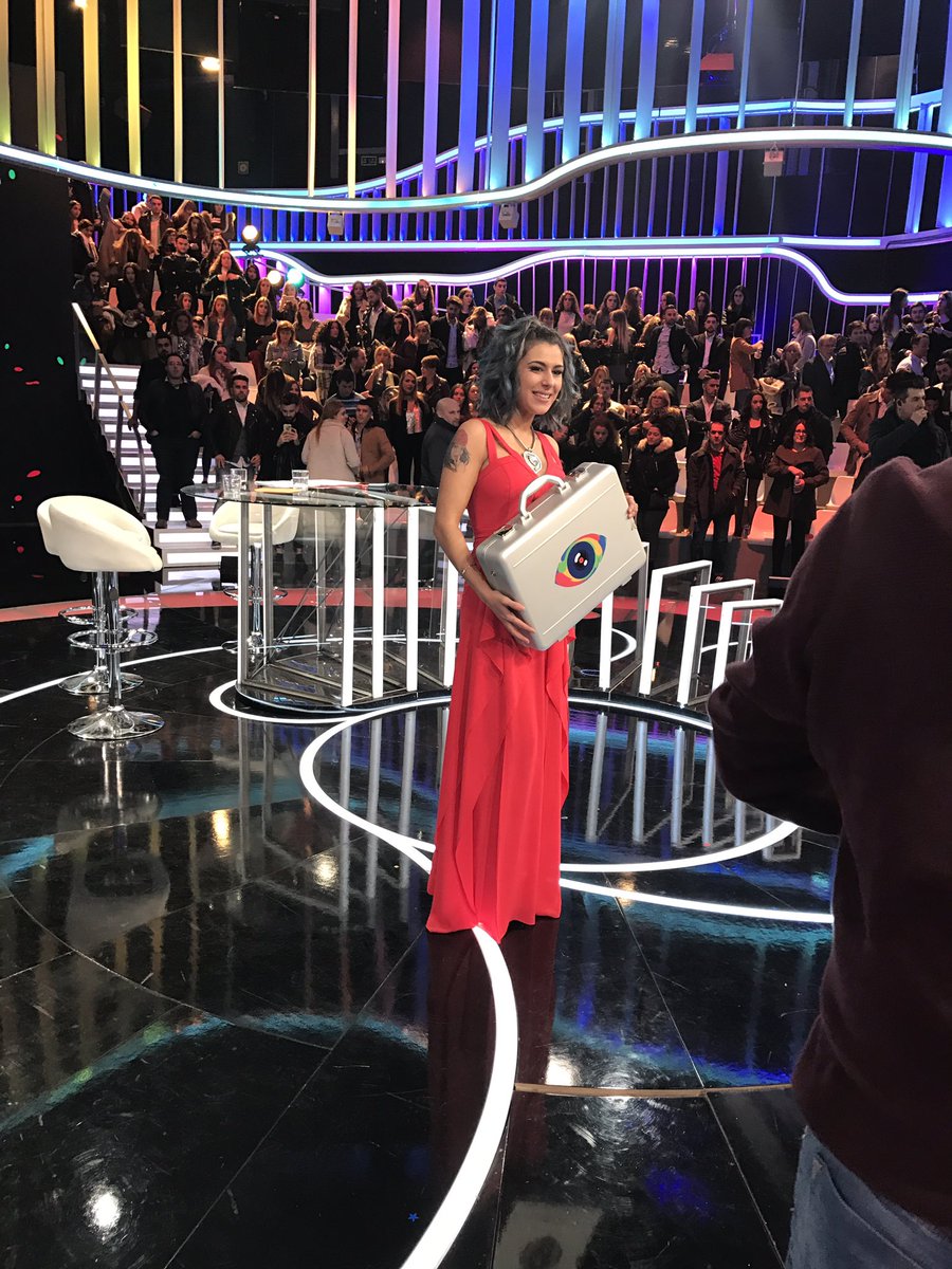 MiguelGH_17's tweet photo. Ella..... 💣❤️💣❤️💣 #FinalGH17 #ghdirecto https://t.co/Rc2YZEDT1u