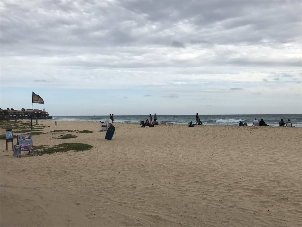 CarlHowells1's tweet image. Back in the UK today and already missing the Mojitos on the beach