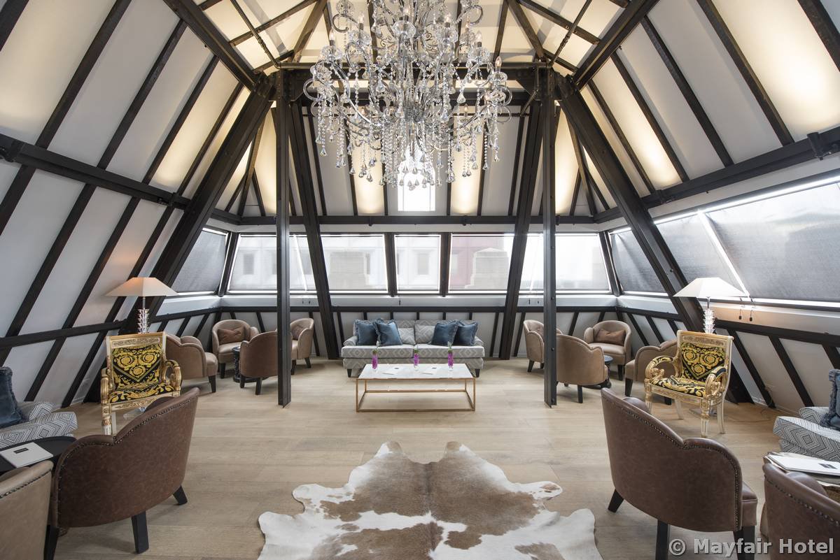 Review of the hip <a href="/MayfairHotelAdl/">Mayfair Hotel</a> in #Adelaide ow.ly/eJc8307dcAP #astw