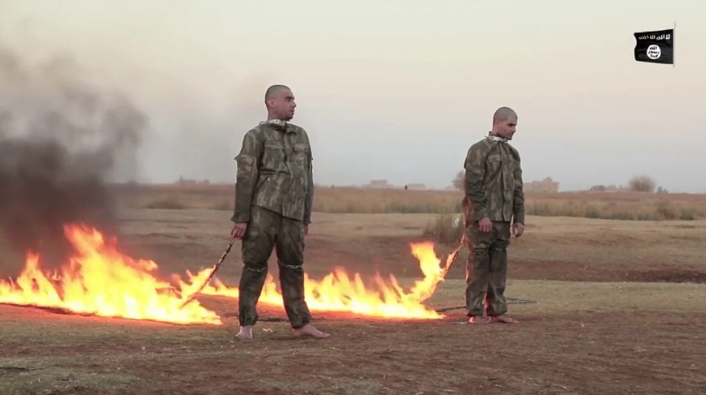 Re File リファイル Auf Twitter 閲覧注意 シリア イスラム過激派組織isisは トルコ軍の兵士2人を焼き殺す動画を公開した Https T Co 0jvmnhjlsw