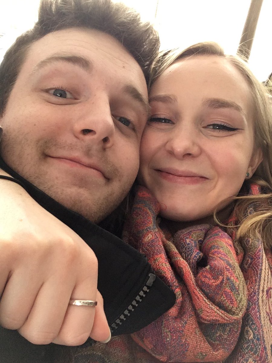 JenRudzie's tweet photo. Today my boyfriend drove all the way from PA to surprise me for my birthday, along with gifts a handmade raccoon birthday card. I'm broken😭❤ https://t.co/VldbxFJkbz