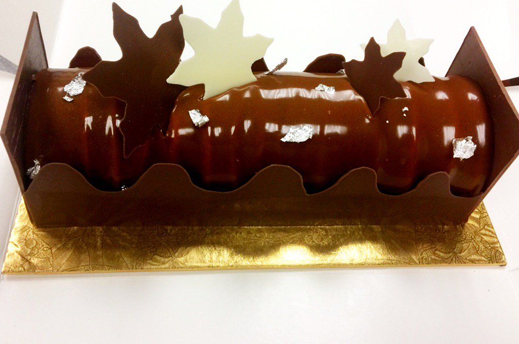 fabdanou's tweet photo. Buche de Noël at Le Diplomate! https://t.co/K9wuORqoWk