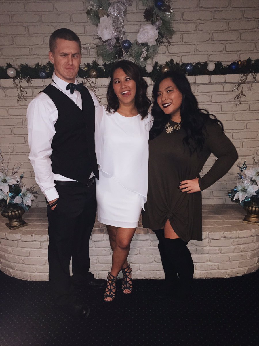 PostMulan's tweet photo. #HamiltonEverAfter 💍🥂 https://t.co/9h8KWKTBe9