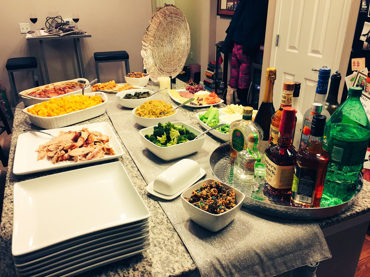 EIsForEllis's tweet photo. No one can ever say I don't know how to throw down... #TheTimberlakes #TheHolidays #EverythingFromScratch #ChefNET #HostessWithTheMostess https://t.co/4xtsJsFBvx
