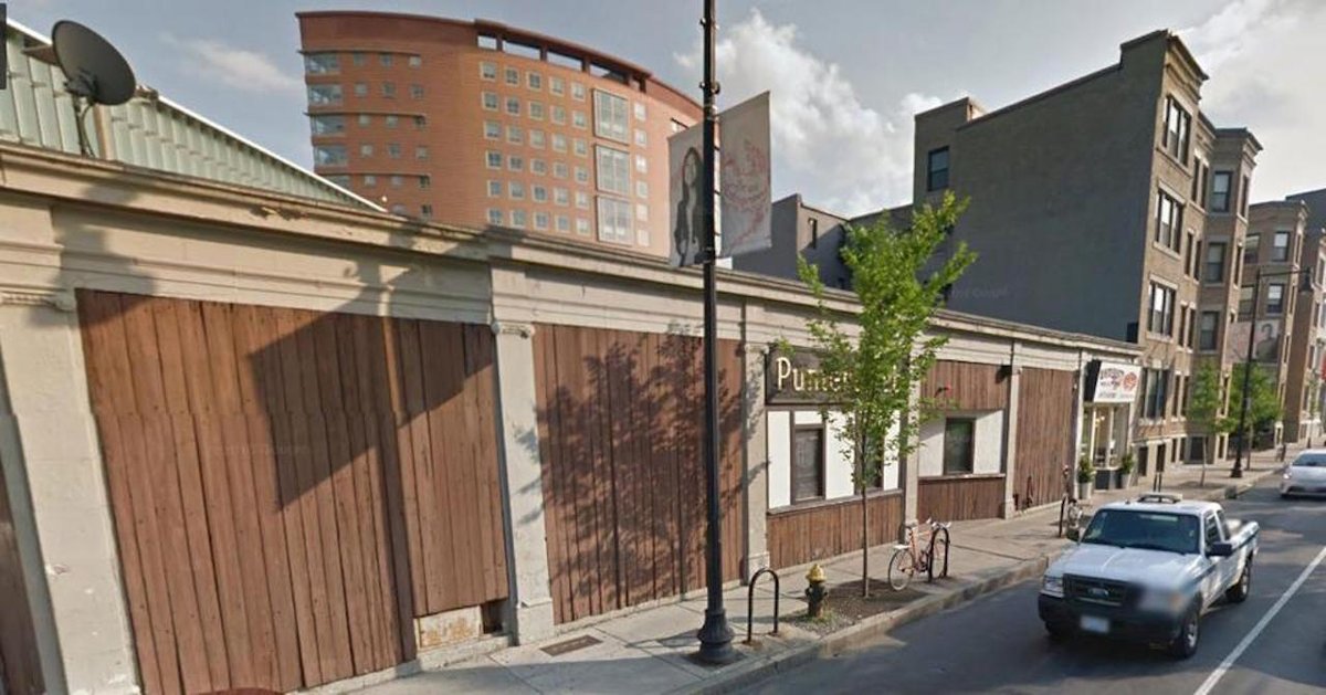 BostonDotCom's tweet photo. Northeastern purchases Punter’s Pub building for $5.3 million https://t.co/5Hsumch57b https://t.co/5RKvPcdbtU
