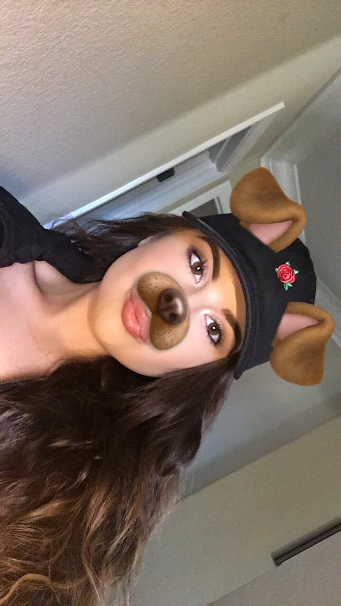 taliaxjimenez's tweet photo. Rose Ave. 🌹✨ 
@Jessewelle https://t.co/BxgTJQklpG