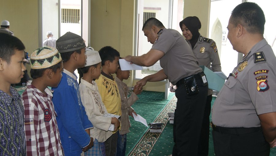 POLRES LEBAK tweet media