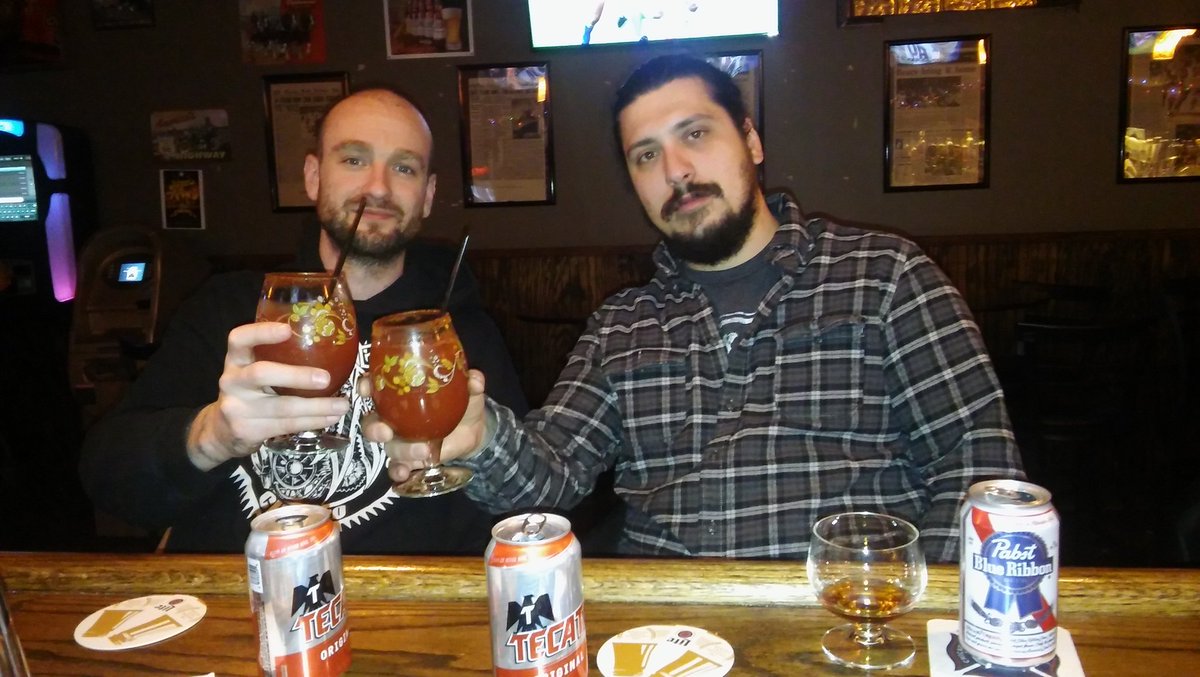 GrandnRichmond's tweet photo. #Michilada time is anytime Served everyday @GrandnRichmond #RichmondsSportsBar #HumboldtPark #WestTown #Chicago https://t.co/SzPhpMGsnO