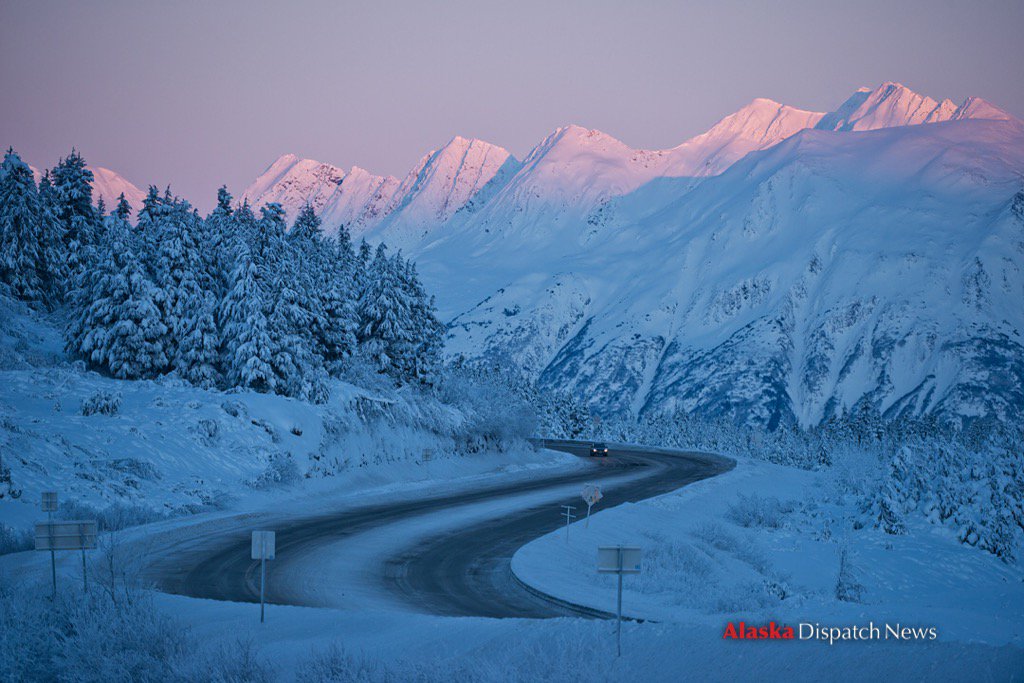 marclesterphoto's tweet image. The last rays of the day at Turnagain Pass.