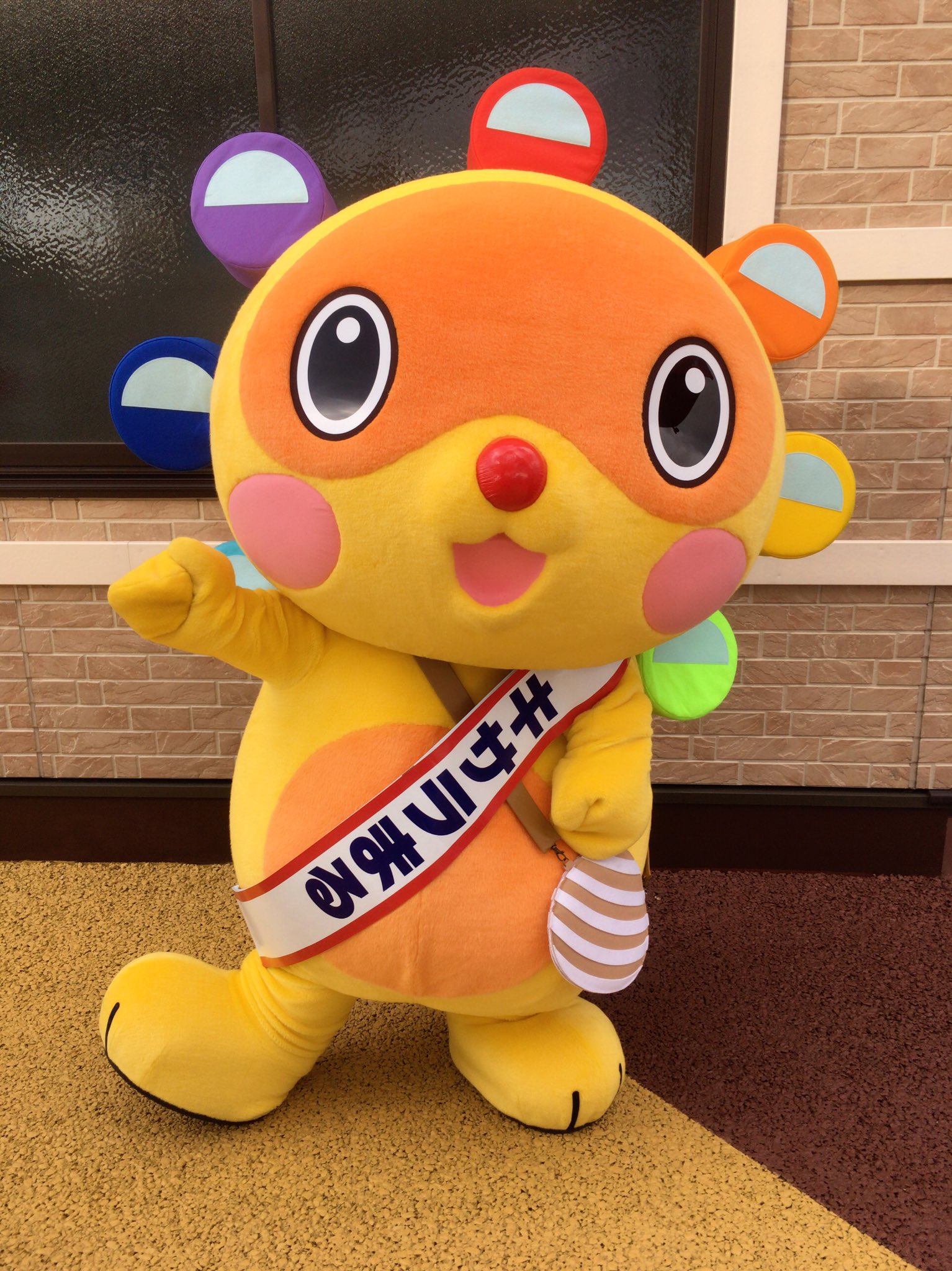 田野辺 実鈴 木更津市の観覧車パーク キサラピア のキャラクターの名前が決定しました その名も キサラまる キサラピアが大好きで観覧車に化けたタヌキの男の子です 宜しくお願いします キサラピア キサラまる T Co aieewml7 Twitter