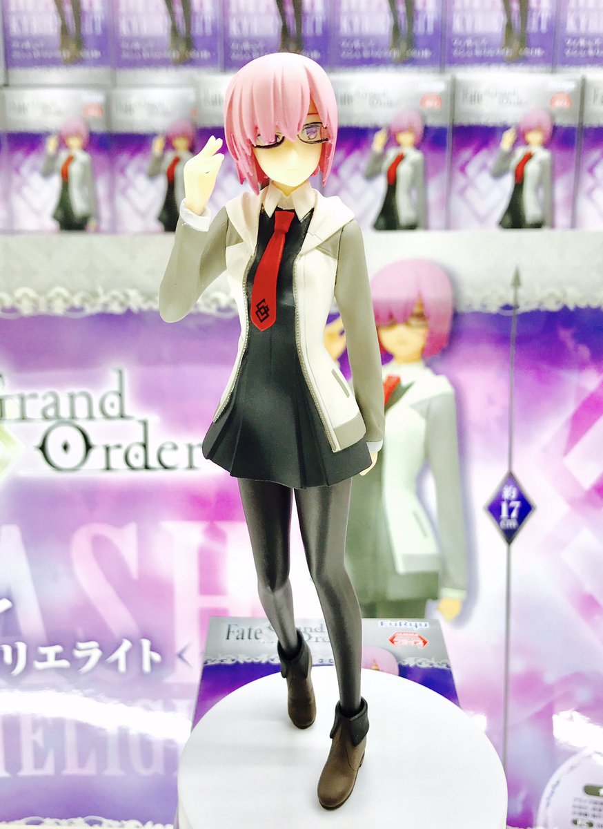 ゲームパニック三郷 No Twitter プライズ Fate Grand Order フィギュア マシュ キリエライト 入荷しました 最初から最後まで頼りになるマシュが待望のプライズ化 ソロモン攻略中のマスターもぜひゲットしにきてくださいね W Fatego Fgo マシュ