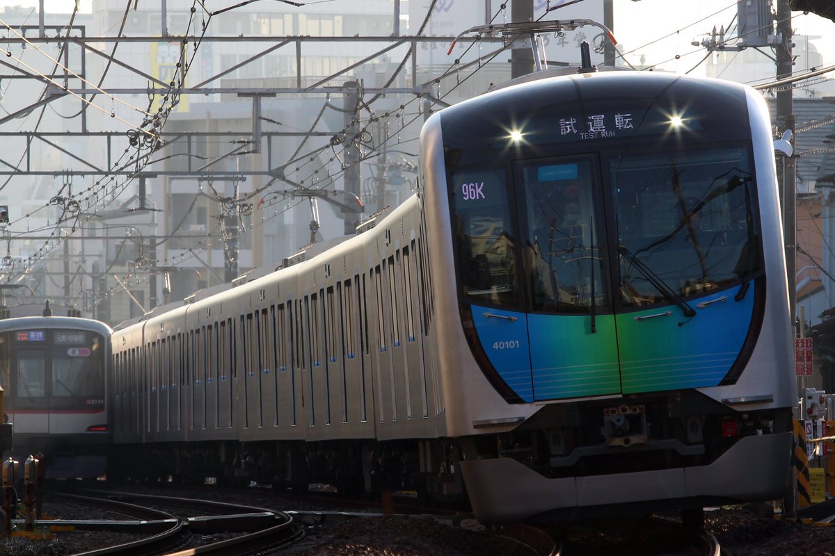 Bou_picture's tweet photo. 2016/12/20(火)
西武40101F試運転 https://t.co/wnzcKctYPZ