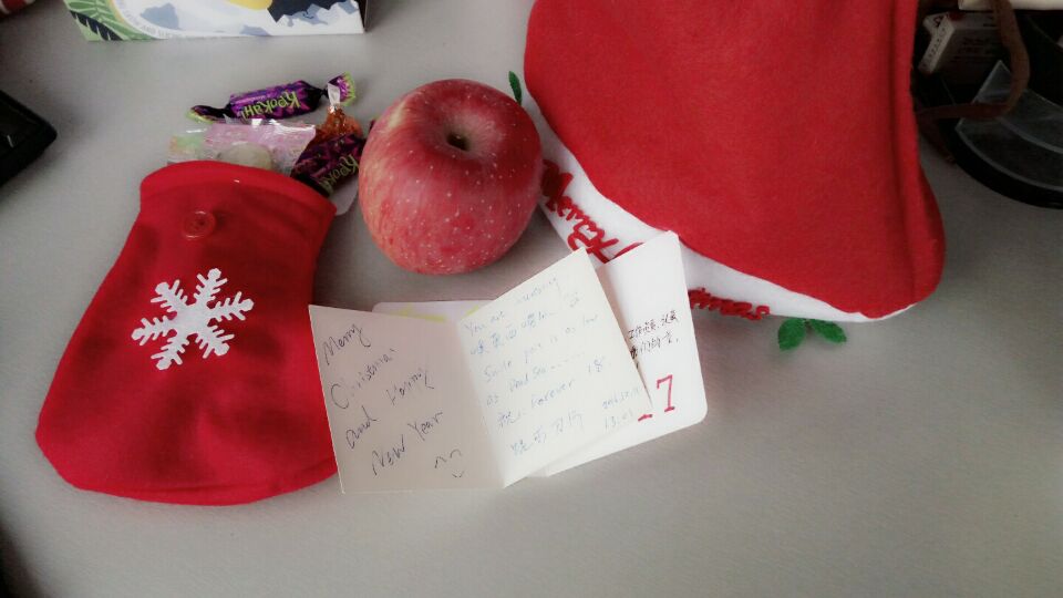 TFormia's tweet image. Santa Claus came quietly in advance last night ~~ 💕