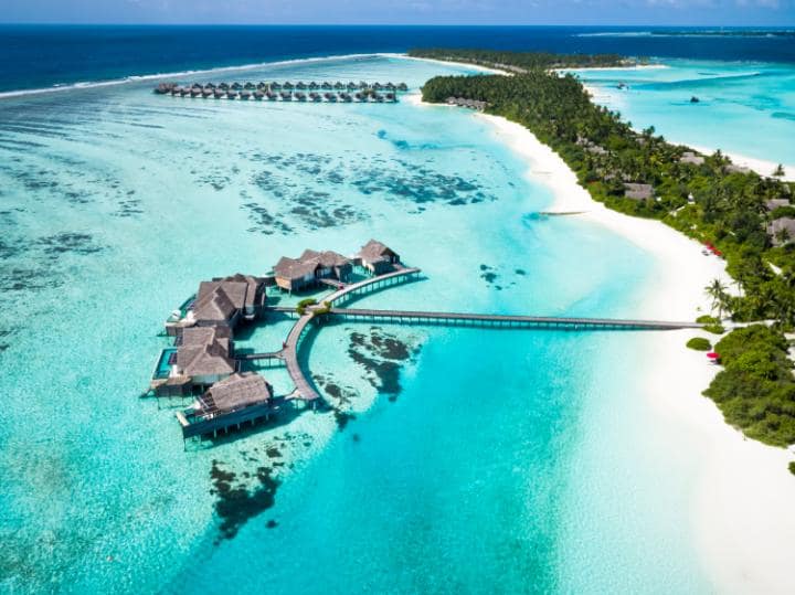 TelegraphTravel's tweet photo. Planning your next sunny escape? The best family destinations for February half-term: https://t.co/a23TZ707Oo https://t.co/Z0zBVR9eCD