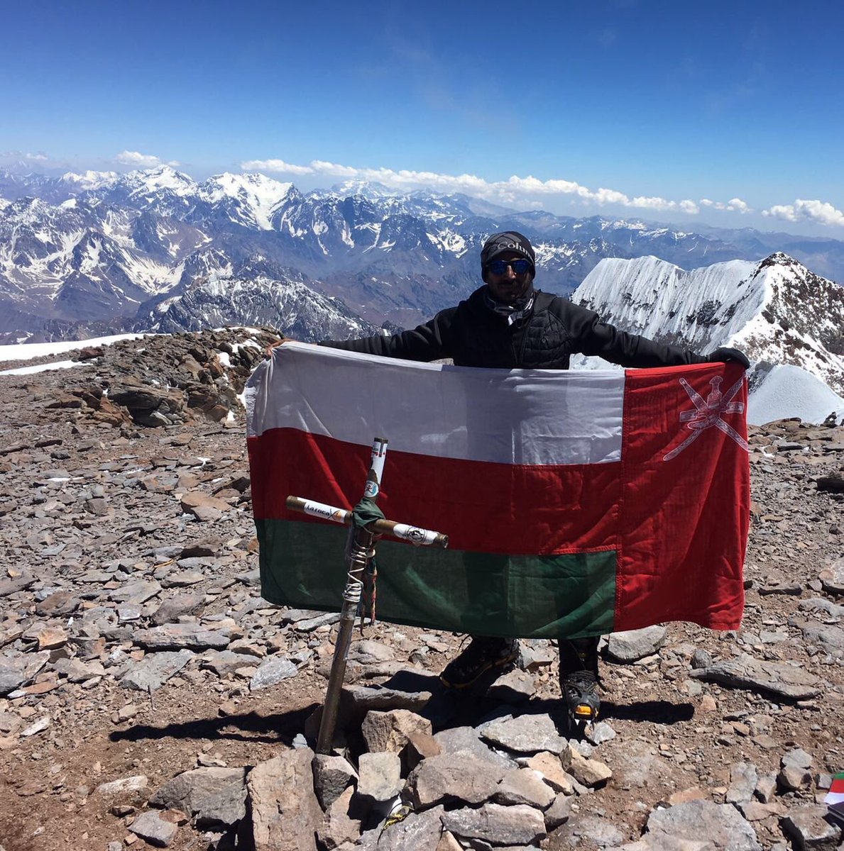 أول عُمانيـ / ـة tweet media