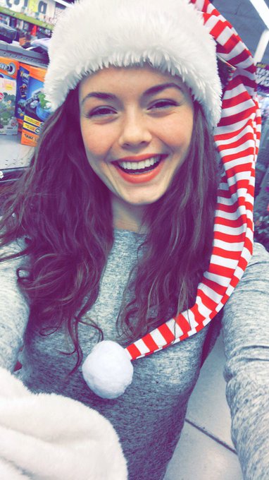 I'm a Christmas elf ☃️❄️ Goodnight 😴 https://t.co/8XhWtEFTy6<a href="/tag/newprofilepic"class="tags"><span>#newprofilepic</span></a>