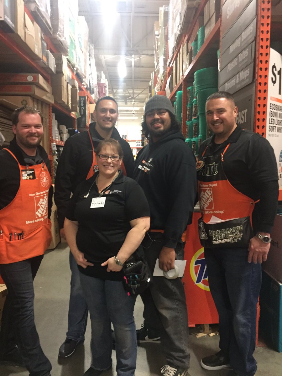 Well deserved recognition for 627 MET Night Associate Kirkland...Thank you for all you do!!@MeganetMET <a href="/THDGEO/">Geo Onyon</a> <a href="/JStorrs91/">Jason Storrs</a> <a href="/PeteD49/">D49 Anglers</a>
