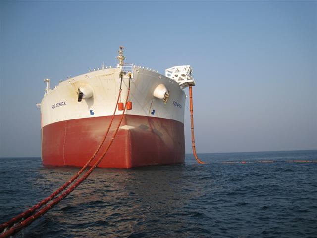 VesselFinder's tweet image. Euronav Signs Letter of Award For FSO Extension on Al-Shaheen Field
vesselfinder.com/news/8115-Euro… #Euronav #FSO #INSW