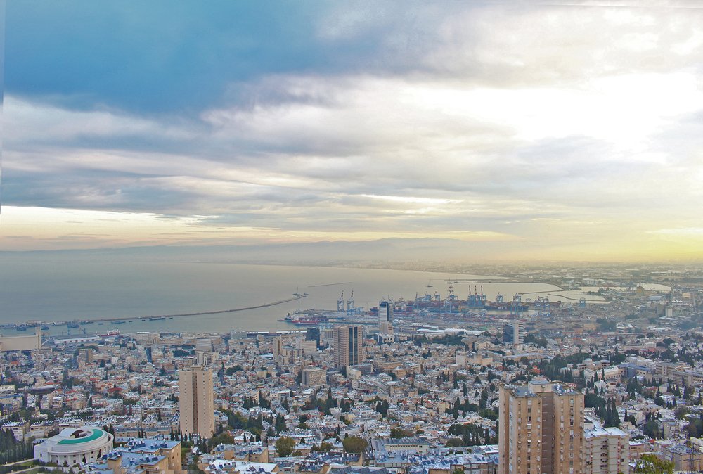 wwwIsraelDotCom's tweet photo. Morning panoramic view from Mount Carmel to cityscape and port in Haifa, Israel.
https://t.co/UpnENynQFp
via Max Zalevsky
#israel #haifa https://t.co/Q1oJEiJBaE