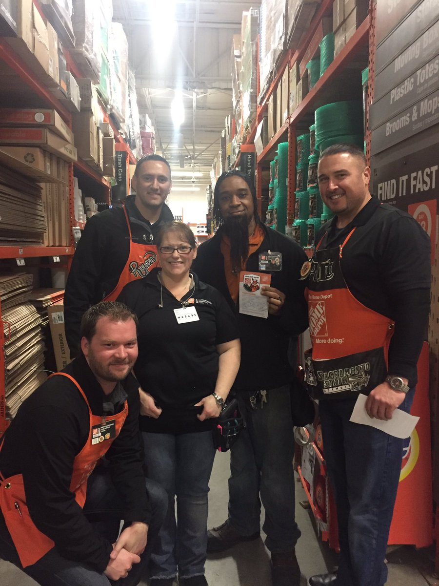 Thank you Faheem for all that you do for D49 MET and The Home Depot!!@JStorrs91 <a href="/MeganetMET/">Megan Nethery</a> <a href="/PeteD49/">D49 Anglers</a> <a href="/THDGEO/">Geo Onyon</a>  #BestNWest