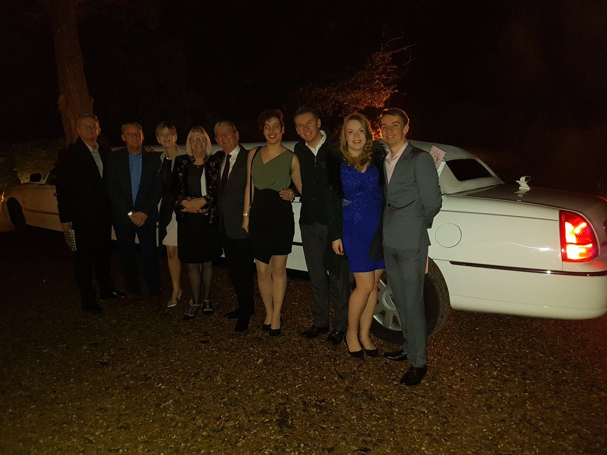 SamGordon5's tweet image. Fabulous evening for mums 70th birthday. Big shout out for @FlitwickManor for making it special.