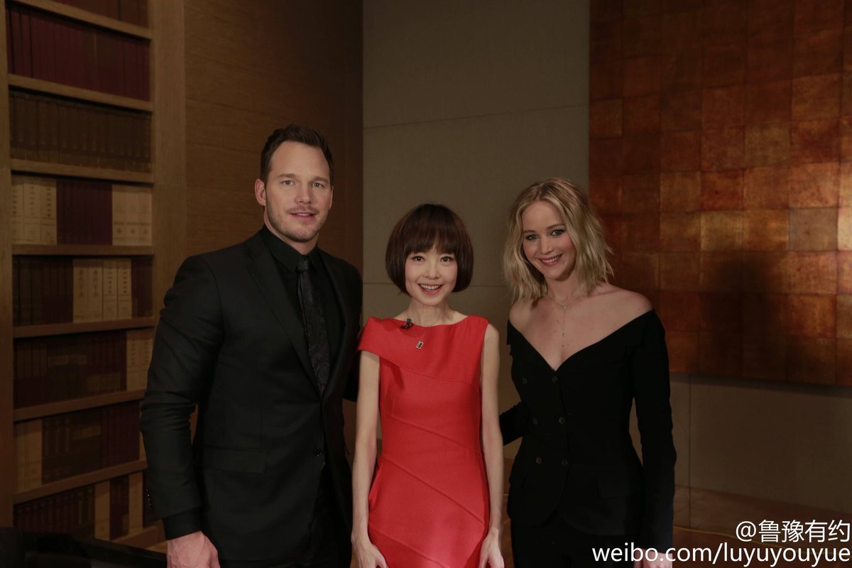 Jennifer Lawrence and Chris Pratt promoting #Passengers in Beijing.