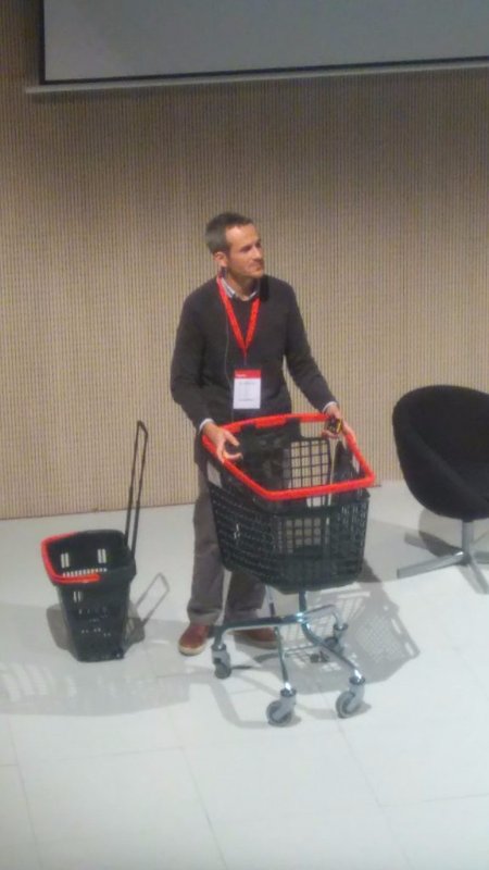 angelgavin's tweet photo. Customer Experience Meeting 2016: Raúl Purroy de @Aravensl https://t.co/FlgQJYbqtu #CXM16 https://t.co/hvtiBPuwNG