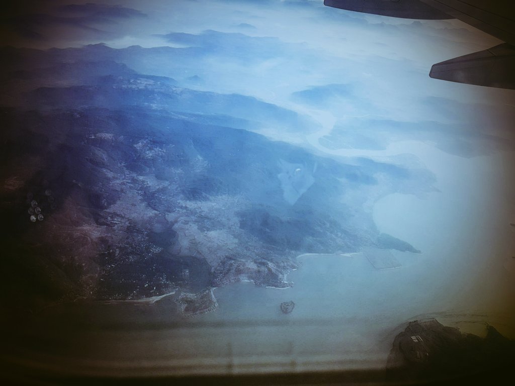 Nikhil_bhagwat's tweet photo. #Janjira #khanderi #Underi forts as scene from flight https://t.co/8vPd5XoZrI