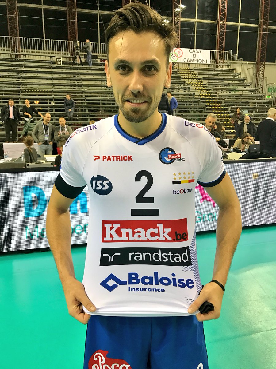 <a href="/CEVolleyballCL/">Champions League Volley</a> Happy to see a good friend of mine 😊🎄 and very happy to see a great sponsor on your jersey 😂💪🏻🔝 #Randstad <a href="/RandstadBelgium/">Randstad Belgium</a>