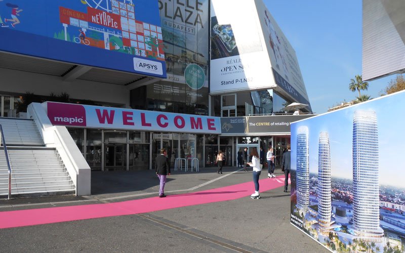 inmobiliariomes's tweet photo. El #retail español deja huella en #MAPIC2016
https://t.co/TBKbf2FdRu
#entorno #internacional #feria https://t.co/ze2QdYCC7Q