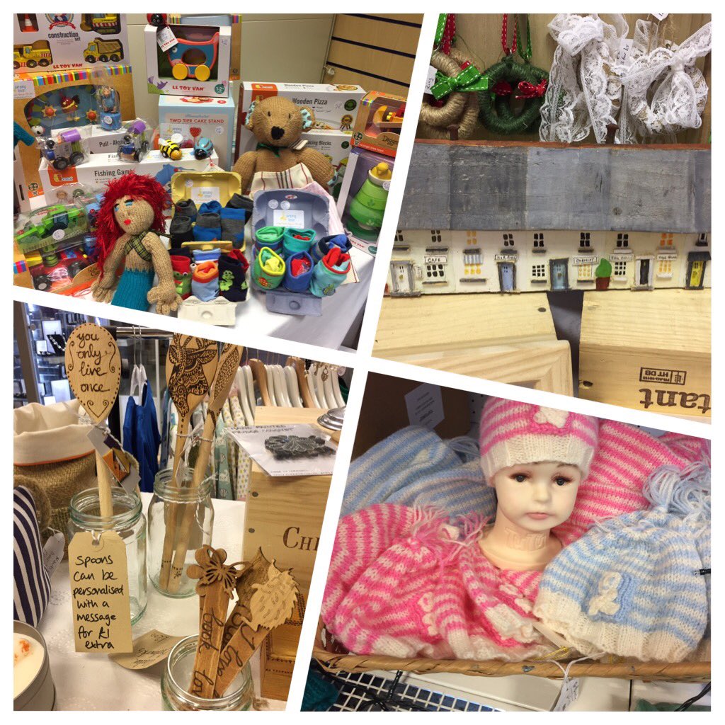 PopPenryn's tweet photo. Open for that special gift today and Christmas Eve @PenrynTC #toys #pirates #clothing #chutney #jewellery #candles #gifts #artisan https://t.co/dd0li7CjHE