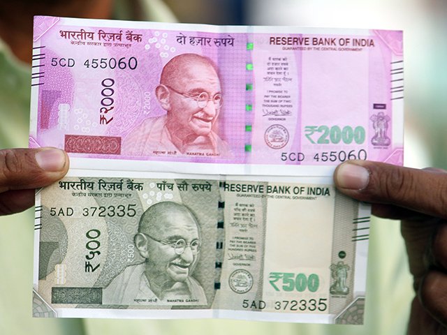 ETMarkets's tweet image. Traders' favourite theme for 2017: Go long on rupee, short Singapore dollar goo.gl/ElUQPr
