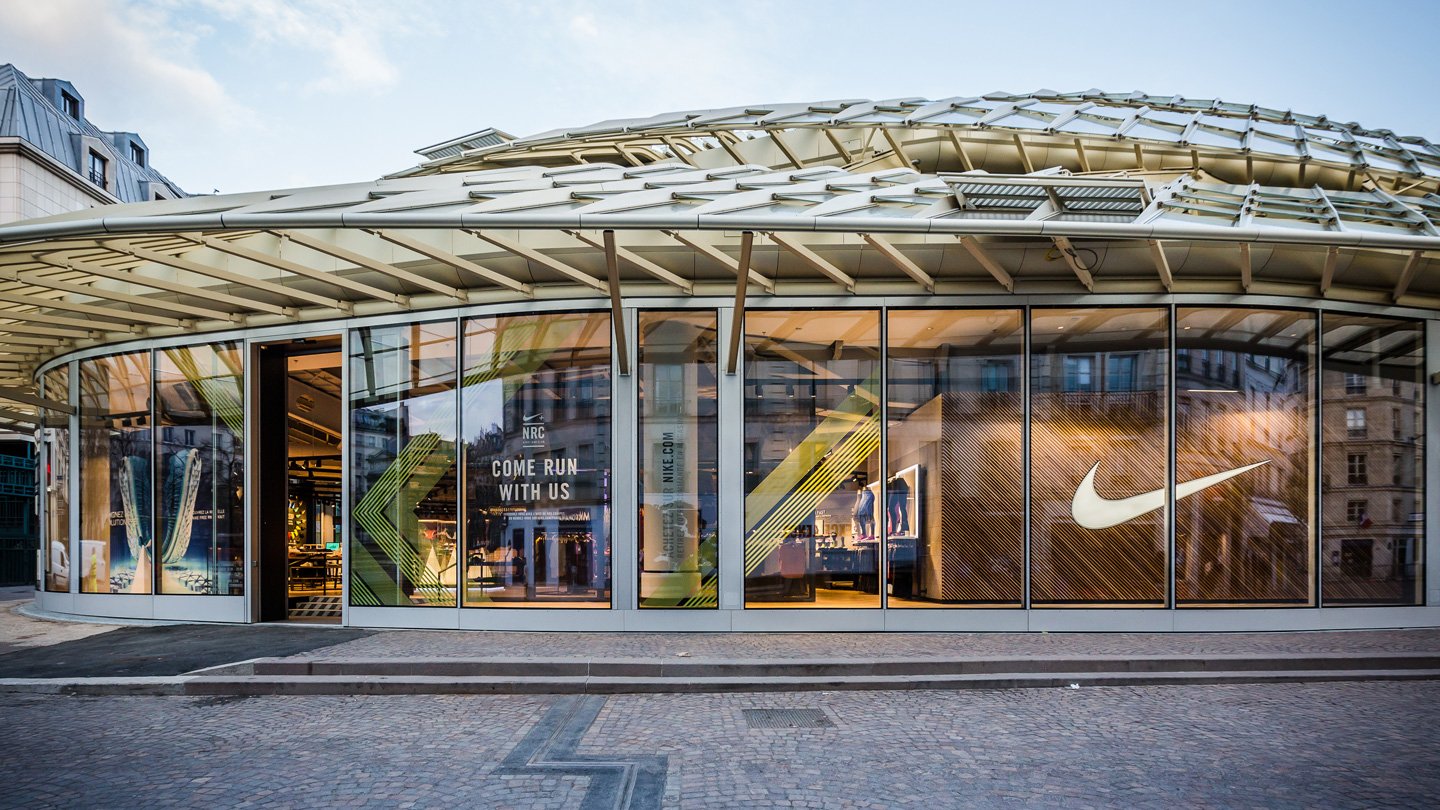 Storing Leggen Beroep Aldworth James & Bond on Twitter: "2016 for AJ&amp;B included more  wonderful work for #Nike — Les Halles Nike Store in Paris. Big team effort  💪 https://t.co/6RG8FdP0Oz #ajandb https://t.co/xKzYXT8MzU" / Twitter
