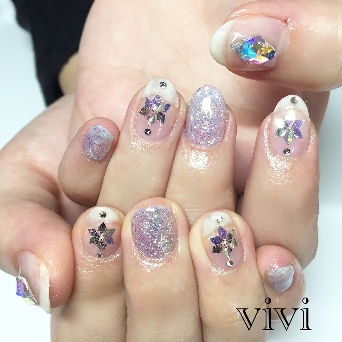 Au Revoir Nail Ar Twitter 定額デザインからwinternail ホロで雪の結晶 ひし形のオーロラスワロも上をコーティングしないのでキラキラです 新宿 若松河田 牛込神楽坂 牛込柳町 早稲田 神楽坂 自宅ネイルサロン ネイル ネイルモデル