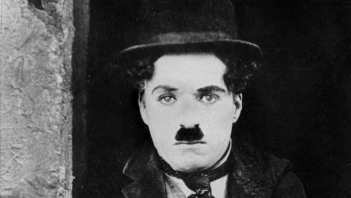 Nordin de Moor speelt Charlie Chaplin in Chaplin de Musical. De Vlaming heeft zich de rol helemaal eigen gemaakt ad.nl/show/indrukwek…