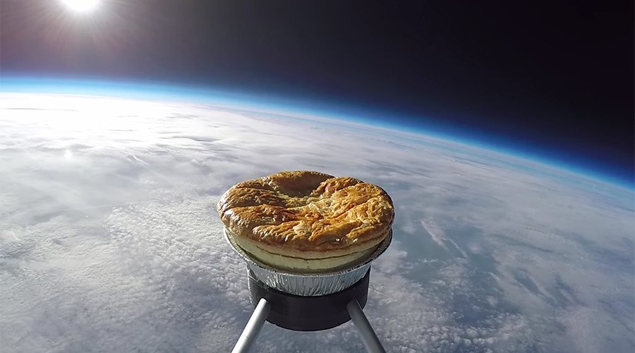 plantbasedrants's tweet photo. We can voyage into space but compassion appears to be out of reach. Example of the best and worst of humanity https://t.co/Mdy47PW22a #Vegan https://t.co/ilgTZRP03I