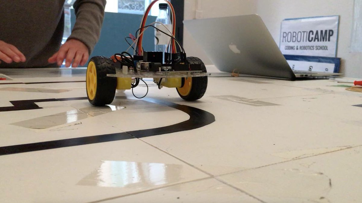 robo_motic's tweet photo. #arduino #robot #maker #diy #code https://t.co/a43TlB964U