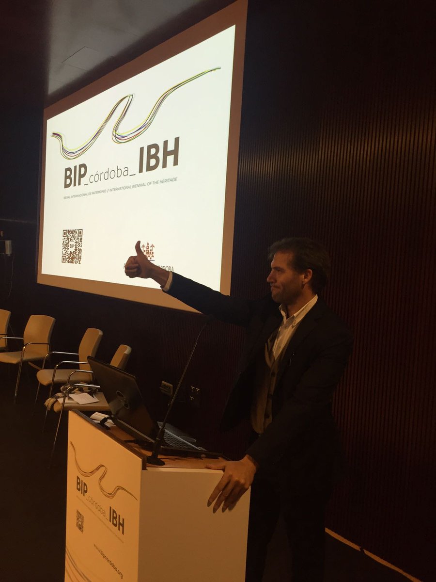 zoom_edition's tweet photo. En #bip_cordoba haciendo presentacion sobre #turismoalpasado https://t.co/Ueu5WDKEbn