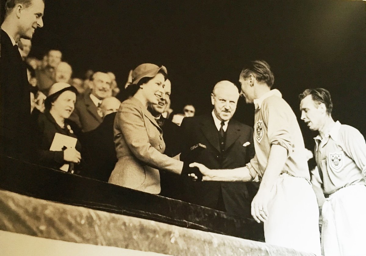#TheQueen and #StanMatthews #FaCup 1953 #Blackpool #Wembley Stan Mortensen become the first man to score a hat-trick in a #WembleyFinal