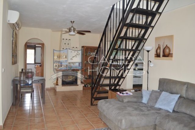 CalidaHomes's tweet image. Top quality 4 bed two storey villa on 805 m corner plot with swimming pool, outside bar and lovely views Zurgena -calidahomespropconsult.com/view-property/…