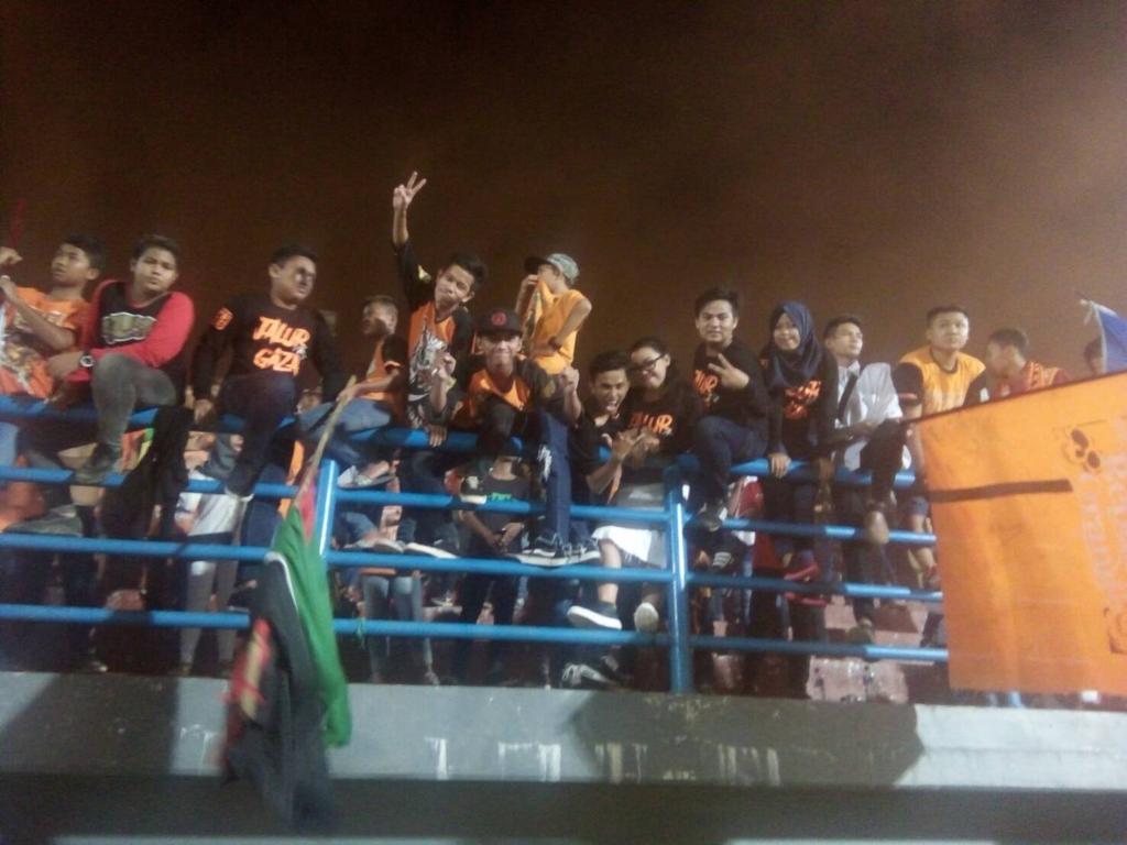 Kor_Bomberman94's tweet photo. Thanks for this season @PusamaniaBorneo next season We Champions Yes ๐๐๐๐๐ #BattleofLegend #JayalahPesutEtam https://t.co/tEcPOdTjf5