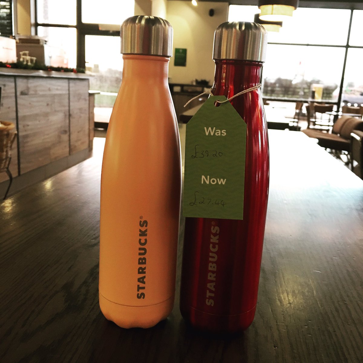 Keep your hot beverages hot for up to 12 hours and your cold ones cold for up to 24 hours with our beautiful #swellbottles, 30% off! 🎄🎅🏼