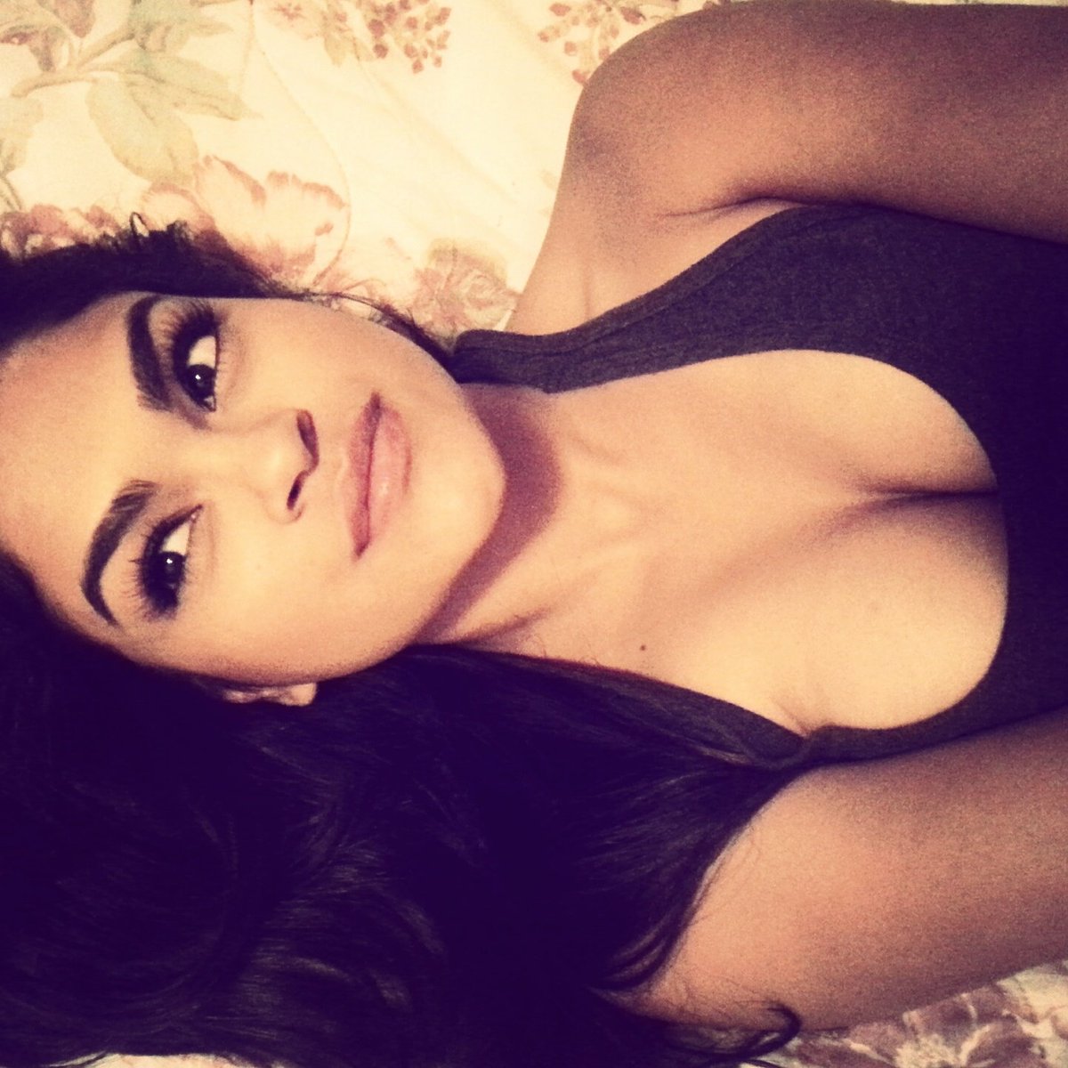khaliseekoko's tweet photo. Woke up this morning grateful for being in MY own process of change.
#HoodScholar #Xicana4BlackLives #WomenDoRecover #CleanNCrazy https://t.co/rnYK7ROGEH