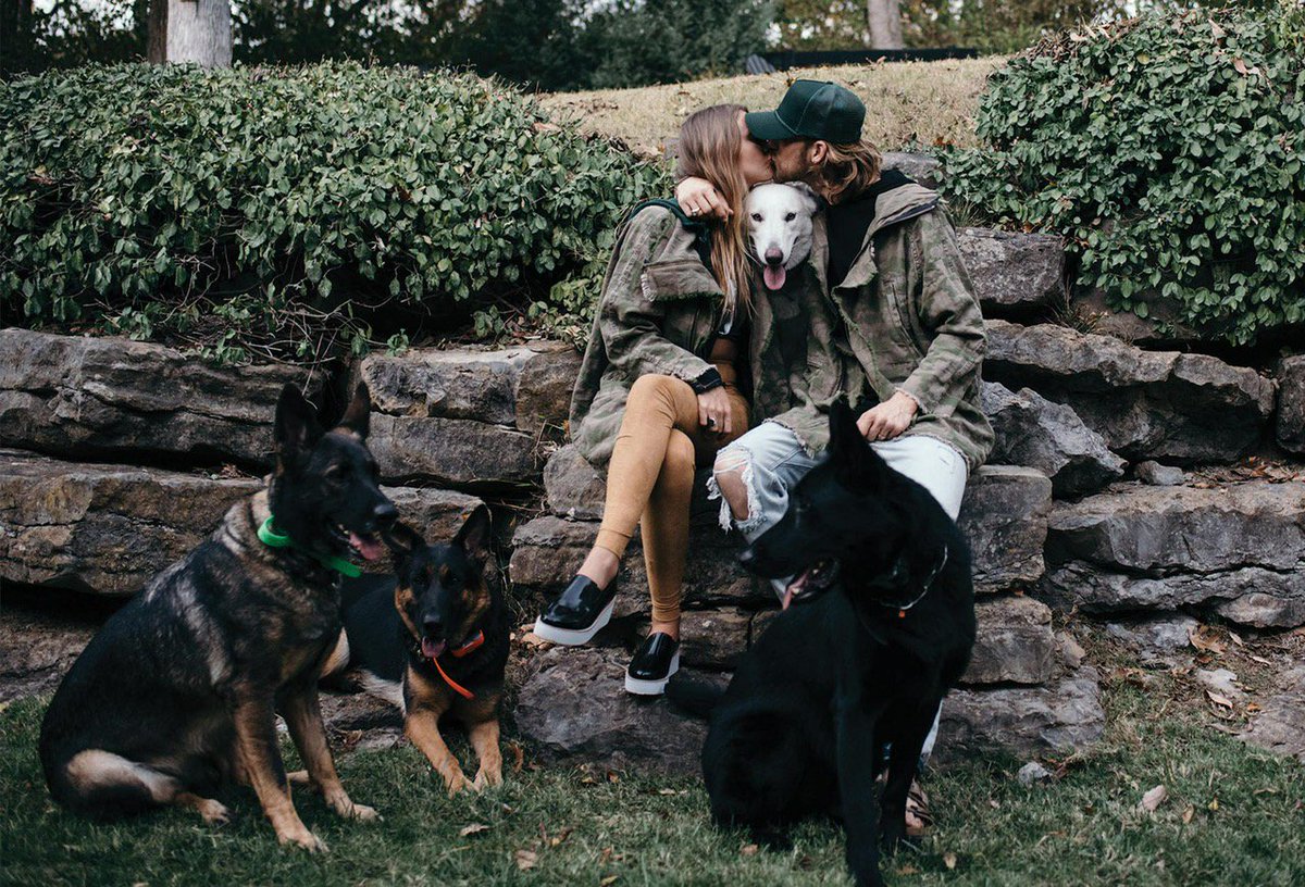 FLAGALine's tweet image. From our families to yours, Merry Christmas y’all. Thank you for an amazing year.