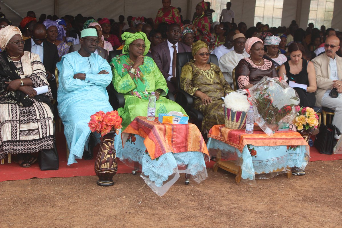 unicefmali's tweet photo. #SEBA2016 Cérémonie d'ouverture de la 2e Edition avec la Première Dame et les partenaires de la Cité ds Enfants.#EveryChildCounts https://t.co/ZsFBOxlaTy