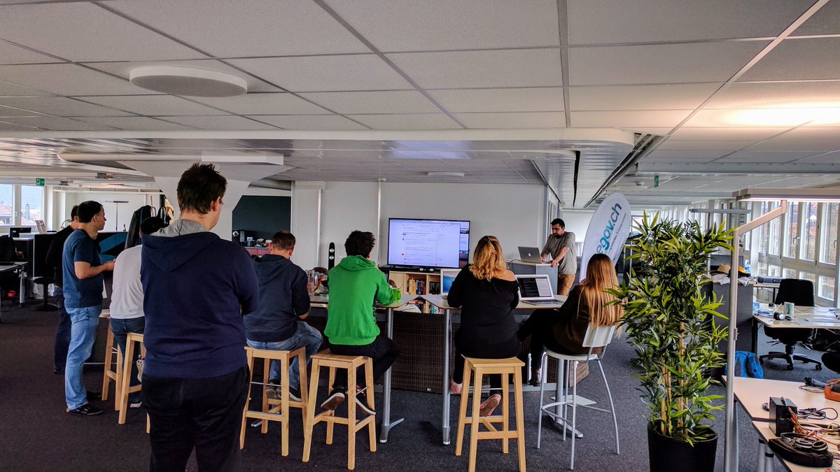 4teamwork's tweet photo. Die Präsentationen der einzelnen OneGov #GEVER #fedexday Teams haben begonnen! https://t.co/Javp9E8962