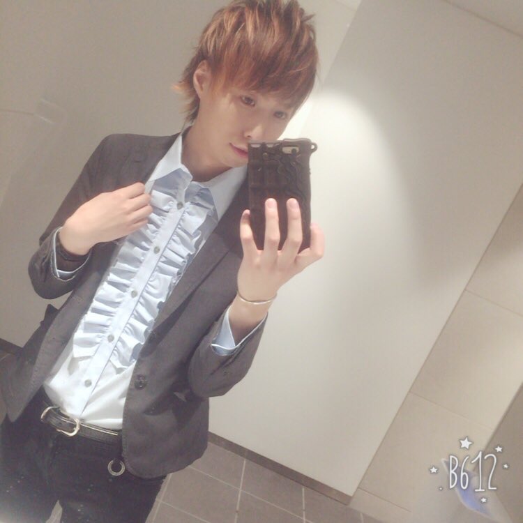 sissy_sora's tweet photo. 今日は毎年恒例の甘党男子のクリスマスパーティーでした〜 🎅いっぱいケーキ食べた 😋#甘党男子 #クリスマス https://t.co/tdekSYV66Q