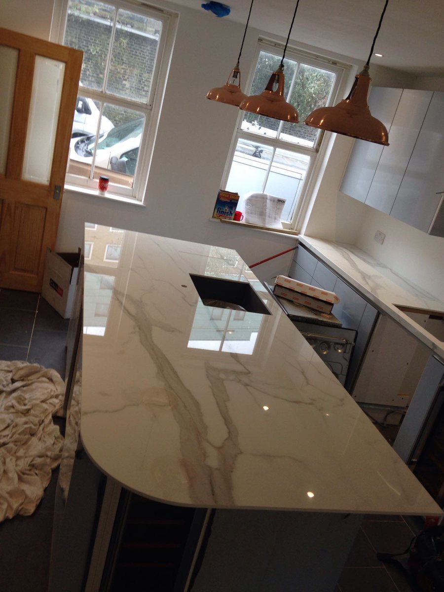 Stone_Interiors's tweet photo. #Final #Installation of 2016. @Neolith_ @NeolithS #Estatuario #kitchen in #London. #bespoke #interiors #design. Contact us for your #project https://t.co/t07XH1D63W