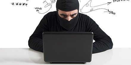 KVK_NL's tweet image. Is je website  gehackt en liggen je klantgegevens op straat? Meld dit bij het Meldloket Datalekken bit.ly/2hhwNkf